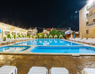 Отель "Democratia Ultra All Inclusive Family Hotel" / "Демократия Ультра Все Включено"
