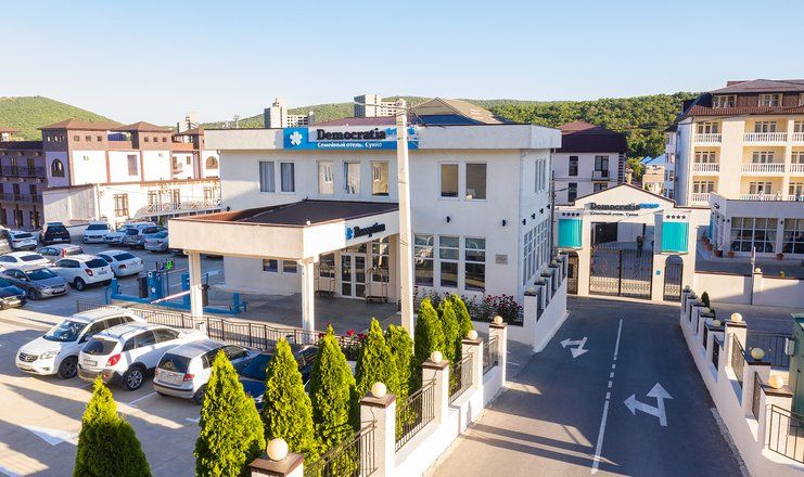 Отель "Democratia Ultra All Inclusive Family Hotel" / "Демократия Ультра Все Включено"
