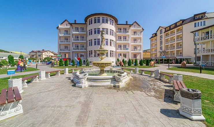 Отель "Democratia Ultra All Inclusive Family Hotel" / "Демократия Ультра Все Включено"