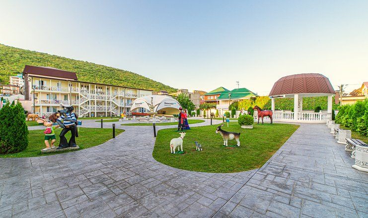 Отель "Democratia Ultra All Inclusive Family Hotel" / "Демократия Ультра Все Включено"