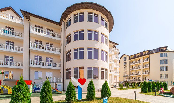 Отель "Democratia Ultra All Inclusive Family Hotel" / "Демократия Ультра Все Включено"